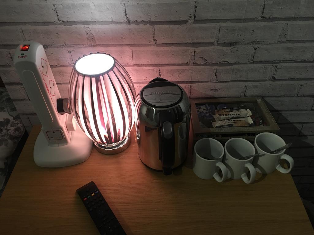 Ark House Inn Странрер Екстериор снимка